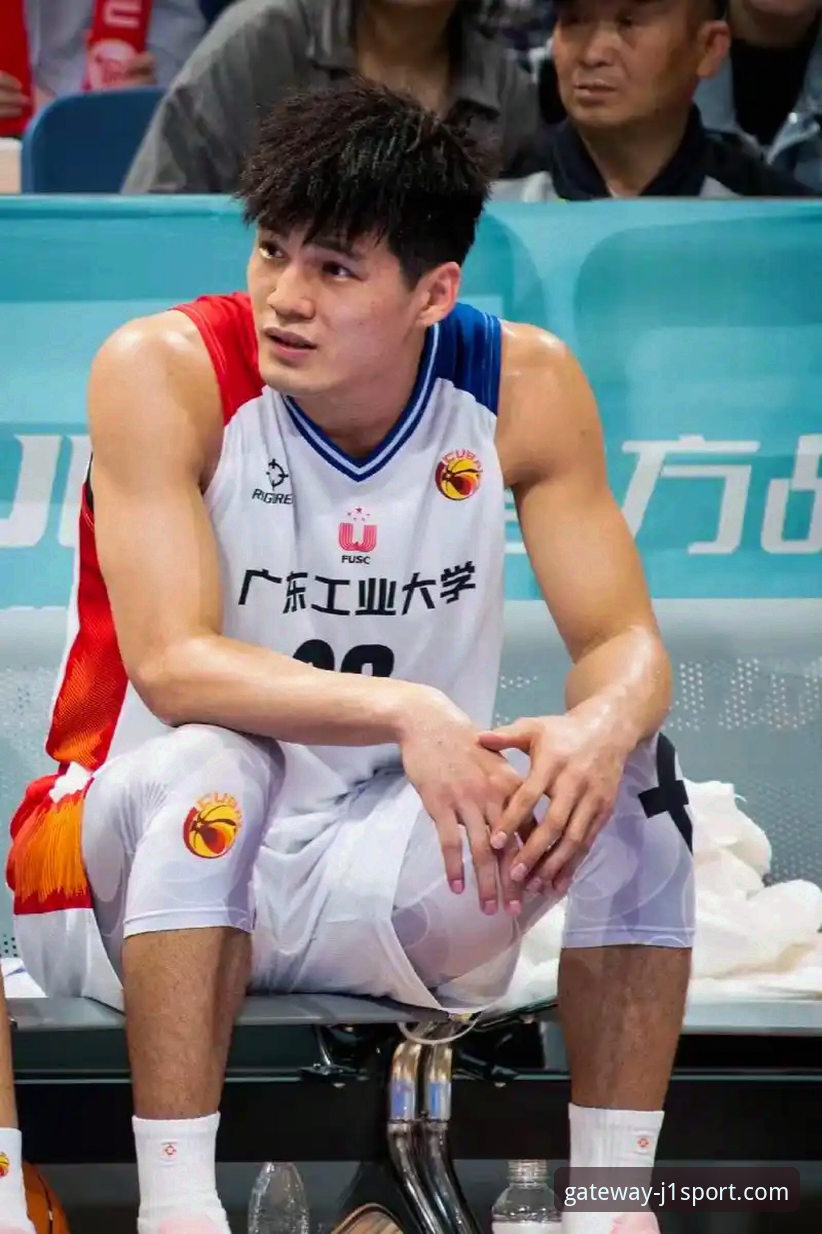 j1体育官网手机版 CBA状元陈国豪回避条款详解:从一节限制到完全禁赛的升级之路
